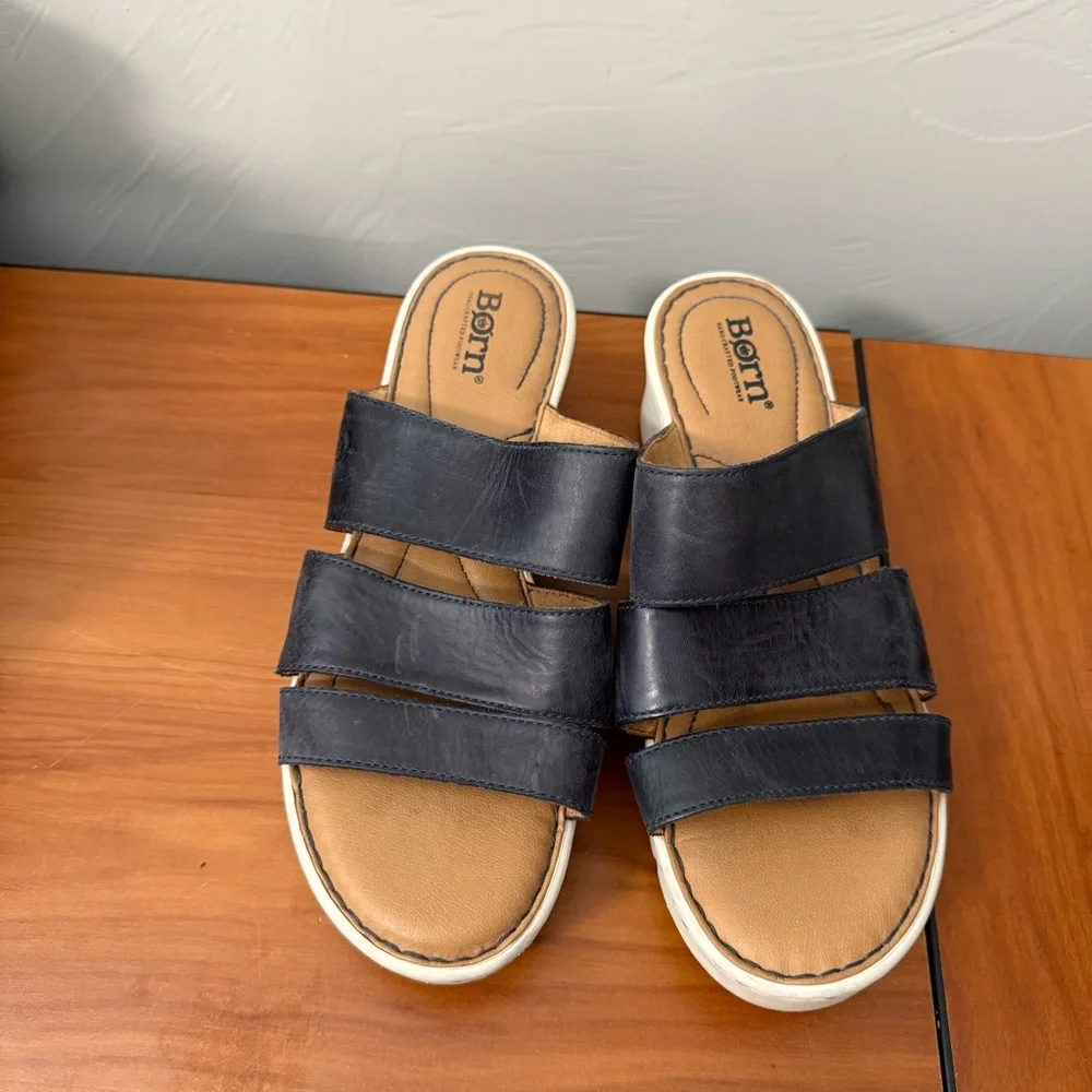 Born Khela Wedge‎ Slip On Sandal Black Comfort Casual Leather 8M